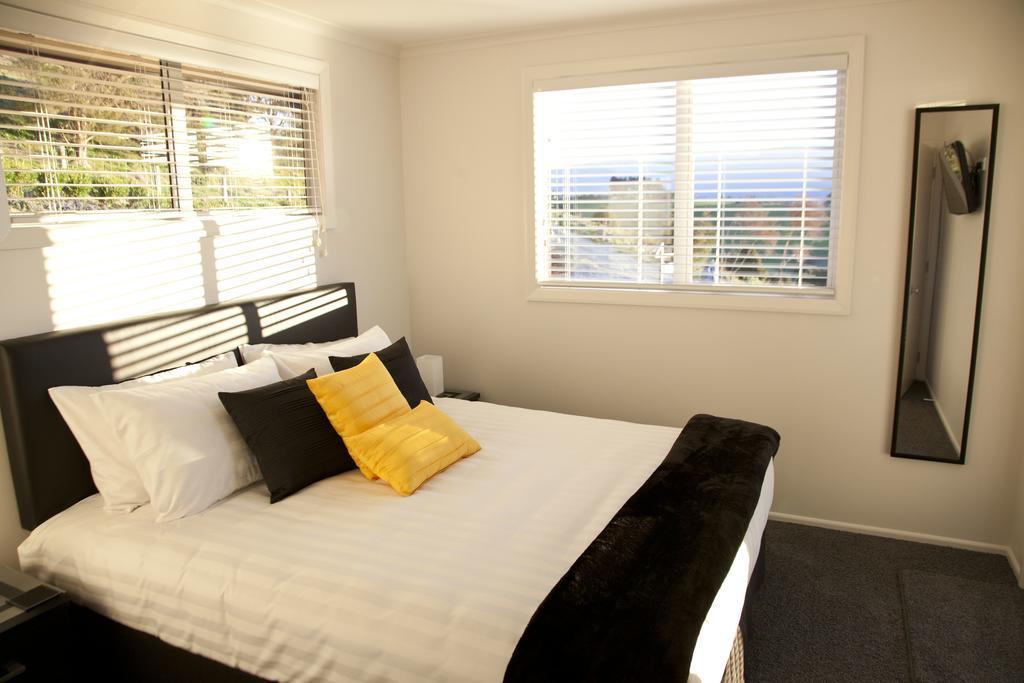 Rocky Ridge Cottage Takaka Exterior foto