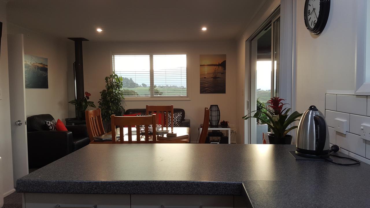 Rocky Ridge Cottage Takaka Exterior foto